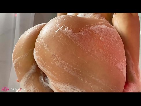 ❤️ Bruneta își masturbează păsărica cu un vibrator până la orgasm intens în duș ❤️❌ at ro.rex-porn-com.ru ☑